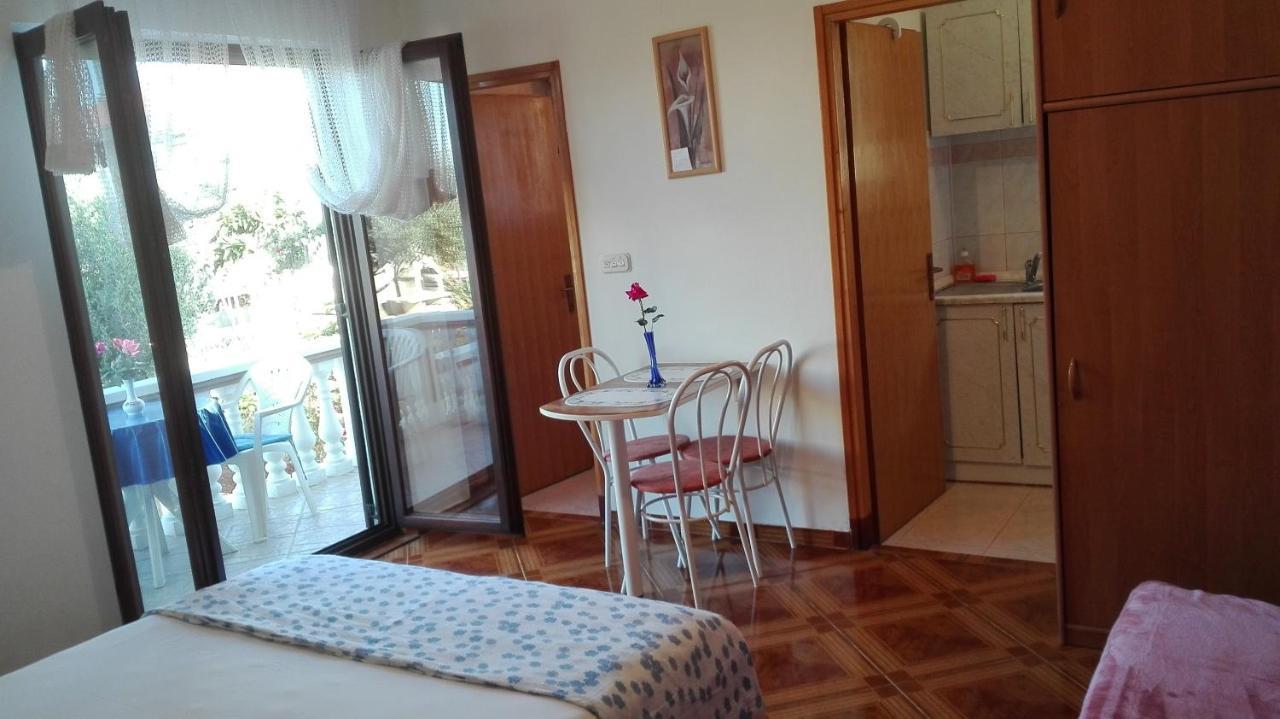 Apartment Mirjana Bibinje Luaran gambar